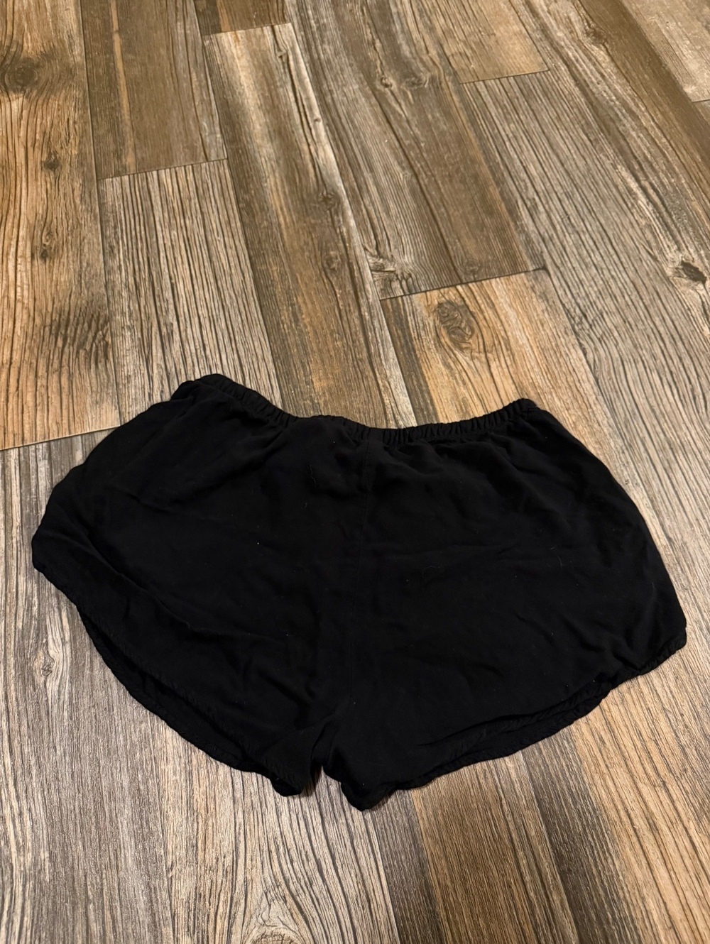 Divided H & M - Picture 2 of 3